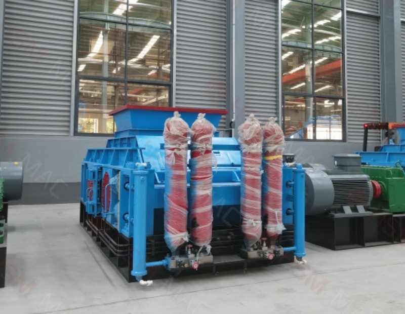 選礦廠(chǎng)破碎機(jī)