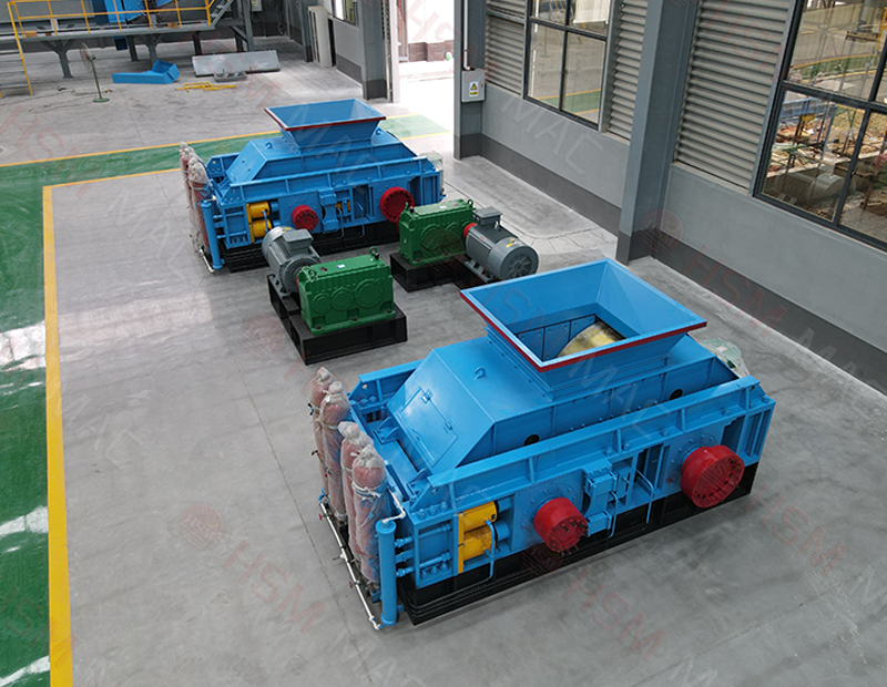 電石渣破碎機(jī)實(shí)拍 電石渣破碎機(jī)實(shí)拍