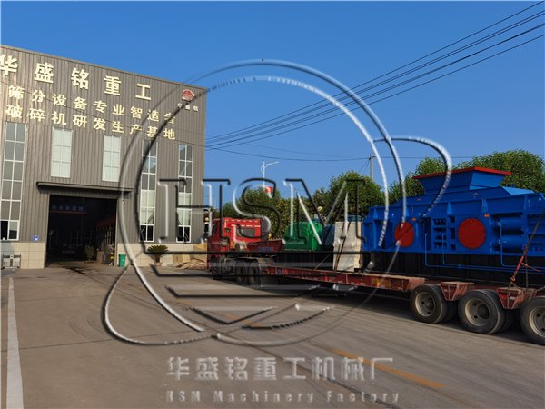 液壓對輥破碎機(jī)